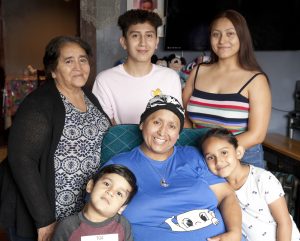 patient diagnosed with breast cancer while pregnant and family