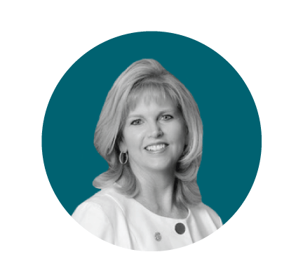 Headshot_Art_1-5_NoFlowers_Paula-McNamara